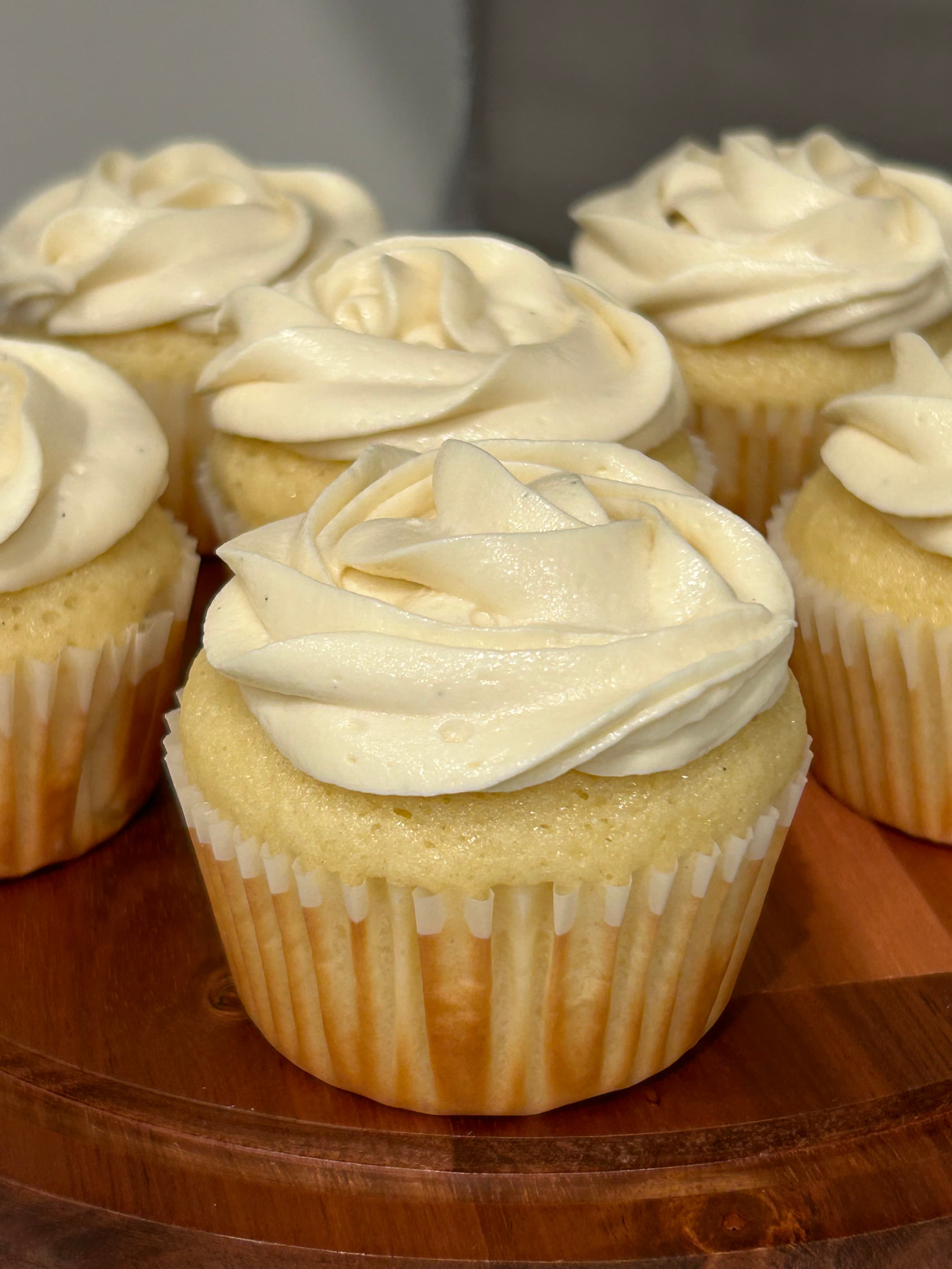 Vanilla Rosette Cupcakes